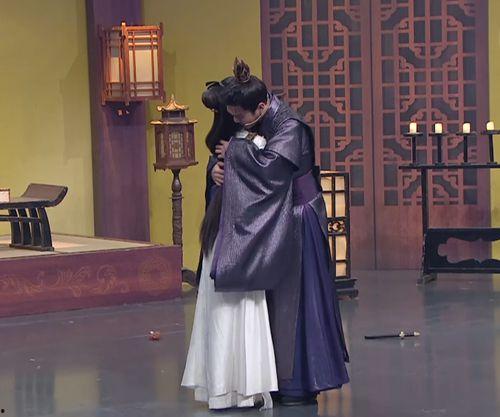 娱乐圈爆料李沁张若昀,娱乐圈新恋情来袭? 第1张 娱乐圈爆料李沁张若昀,娱乐圈新恋情来袭? 第1张